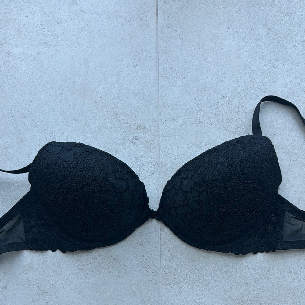 FREE LA SENZA Black Lace Bra